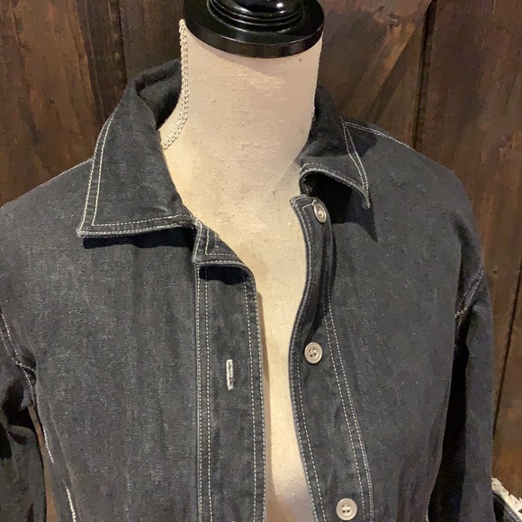 SPANNER Black jean jacket with ruffled cuffs - Picture 2 of 10